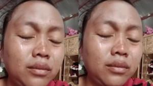 Ratih-terlihat-menangis.jpg