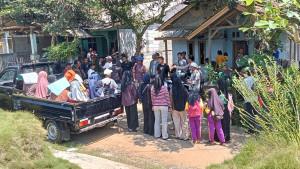 Ratusan-warga-Desa-Margamulya-Kecamatan.jpg