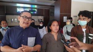 belasan-calon-wali-murid-melaporkan-persoalan-proses-seleksi-ppdb.jpg