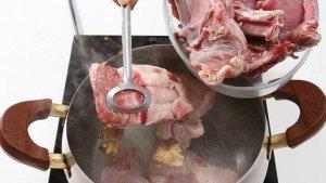 berikut-menghilangkan-bau-prengus-pada-daging-kambing.jpg