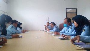 divisi-pelayanan-hukum-dan-ham-kanwil-kemenkumham-banten-menggelar-rapat-kerja.jpg