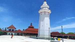 foto-kawasan-wisata-religi-banten-lama-pasca-banjir.jpg