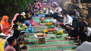 malam-tirakatan-17-Agustus-2025-Cek.jpg