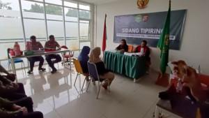 pedagang-kopi-tol-astra.jpg