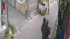 rekaman-video-cctv-seorang-bocah-berusia-9-tahun-menjadi-korban-aksi-jambret-hp.jpg
