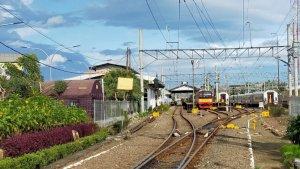 rel-kereta-api-stasiun-rangkasbitung-b.jpg