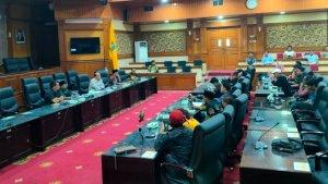 ruang-paripurna-DPRD-Kabupaten-Serang-Kamis-1322025.jpg