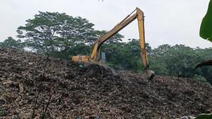 sampah-di-TPA-Cipeucang.jpg