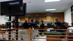 sidang-kasus-dugaan-suap-izin-parkir-di-pasar-kranggot.jpg