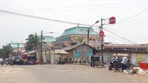 tampak-gedung-Pasar-Rau-Kota-Serang-x.jpg