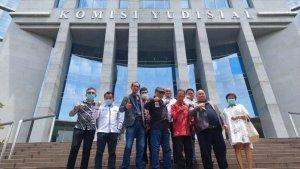 tiga-hakim-di-Pengadilan-Negeri-Tangerang-dan-dua-hakim-di-Pengadilan-Tinggi-Banten-dilaporkan.jpg