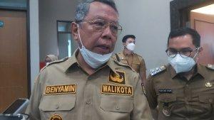 wali-kota-tangsel-benyamin-davnie-lagi-wawancara.jpg