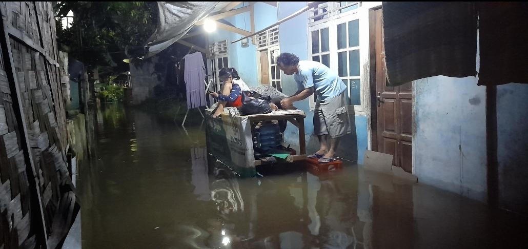 Banjir-di-Lopang-Serang.jpg