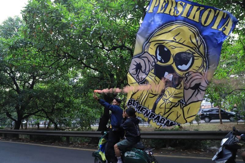 Ribuan Benteng Mania Tumpah Ruah Turun ke Jalan, Rayakan Persikota Promosi Liga 2