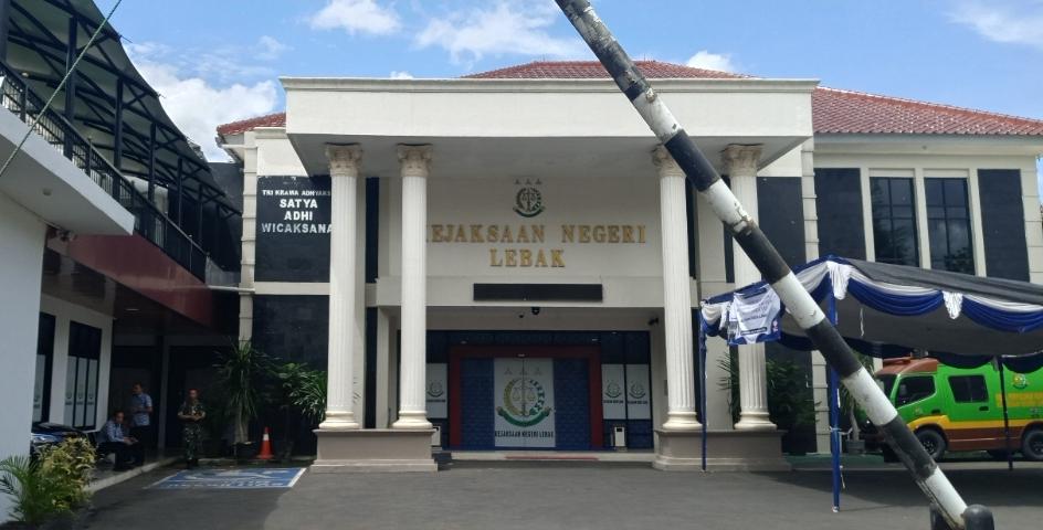 Kantor-Kejari-Lebak-s.jpg