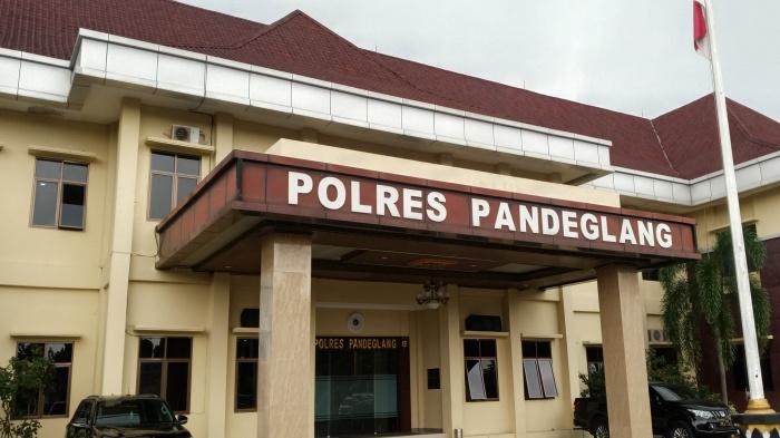 Kantor-Polres-Pandeglang-rabu.jpg