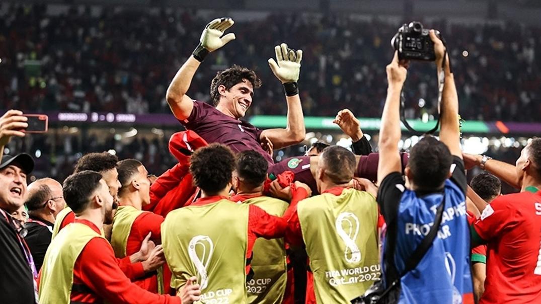 Kiper-Maroko-Bounou-menjadi-aktor-kemenangan-Maroko-atas-Spanyol.jpg