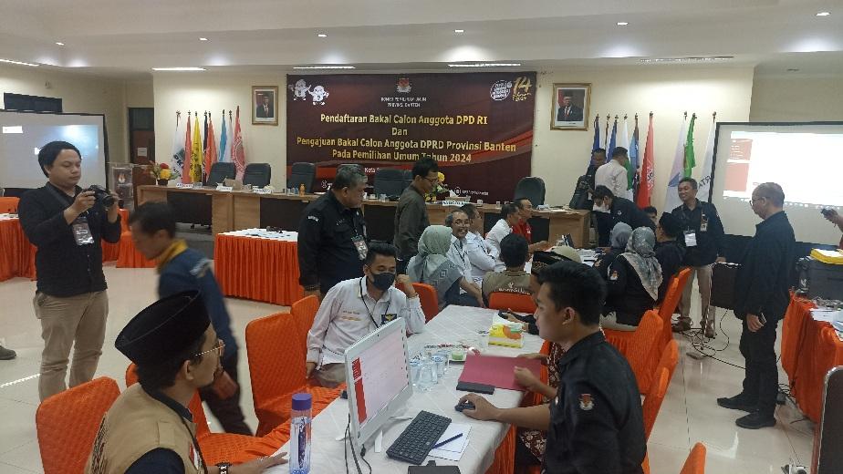 Batas Akhir Pendaftaran, Partai Garuda dan Perindo Resmi Daftarkan Bacaleg