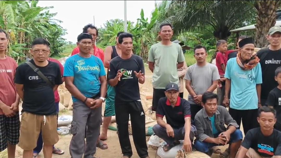 TAMBANG-PASIR-LAUT-ILEGAL-Sudin-37-teng.jpg