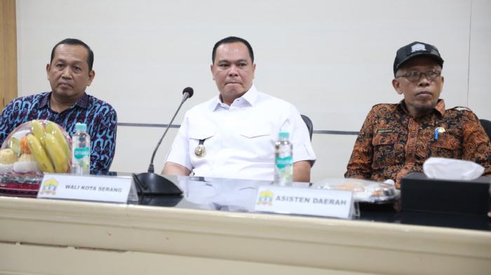 WALI-KOTA-SERANG-BUDI-R.jpg