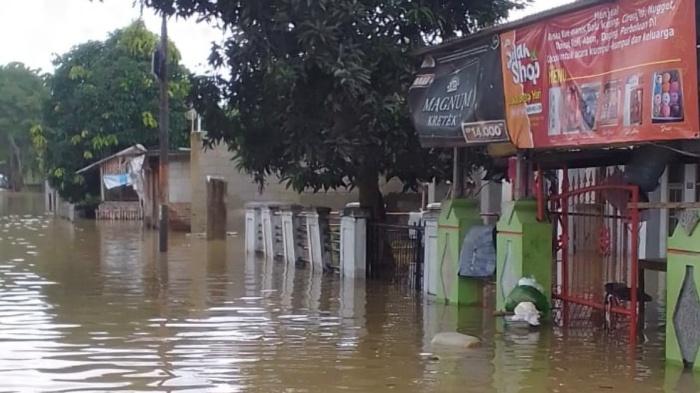 banjir-3-desa-cikande-sabtu.jpg