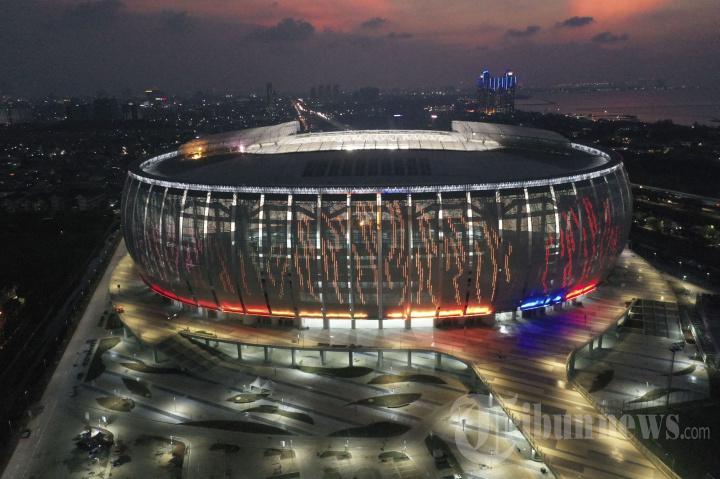 bola-stadion-vhcfh.jpg