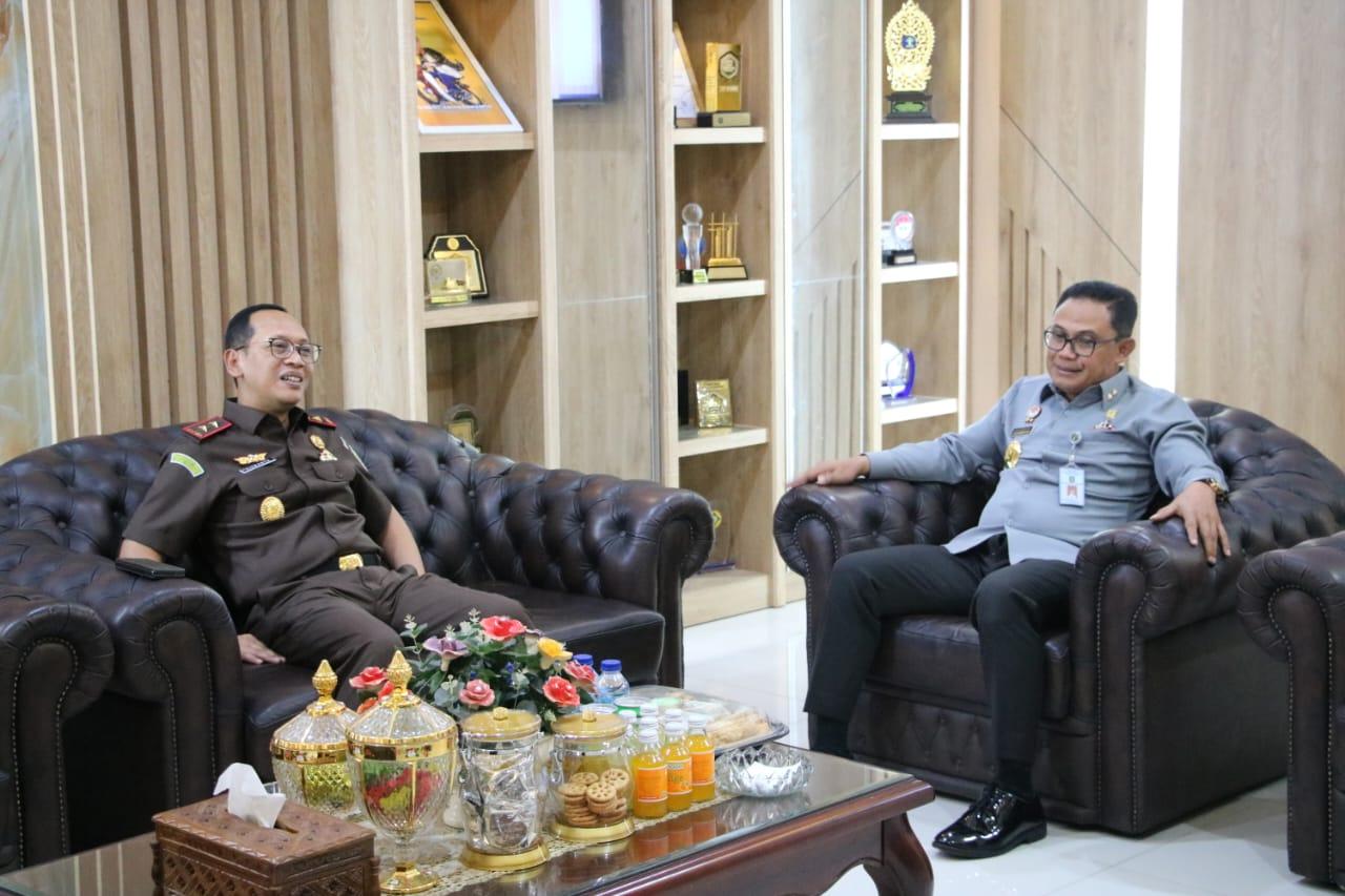 dodot-menyambut-kedatangan-kepala-kejati-siswanto.jpg
