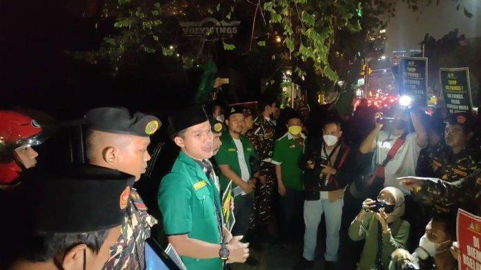 Massa GP Ansor Geruduk Holywings, Polisi Tetapkan 6 Orang Tersangka Kasus Promo Miras Muhammad