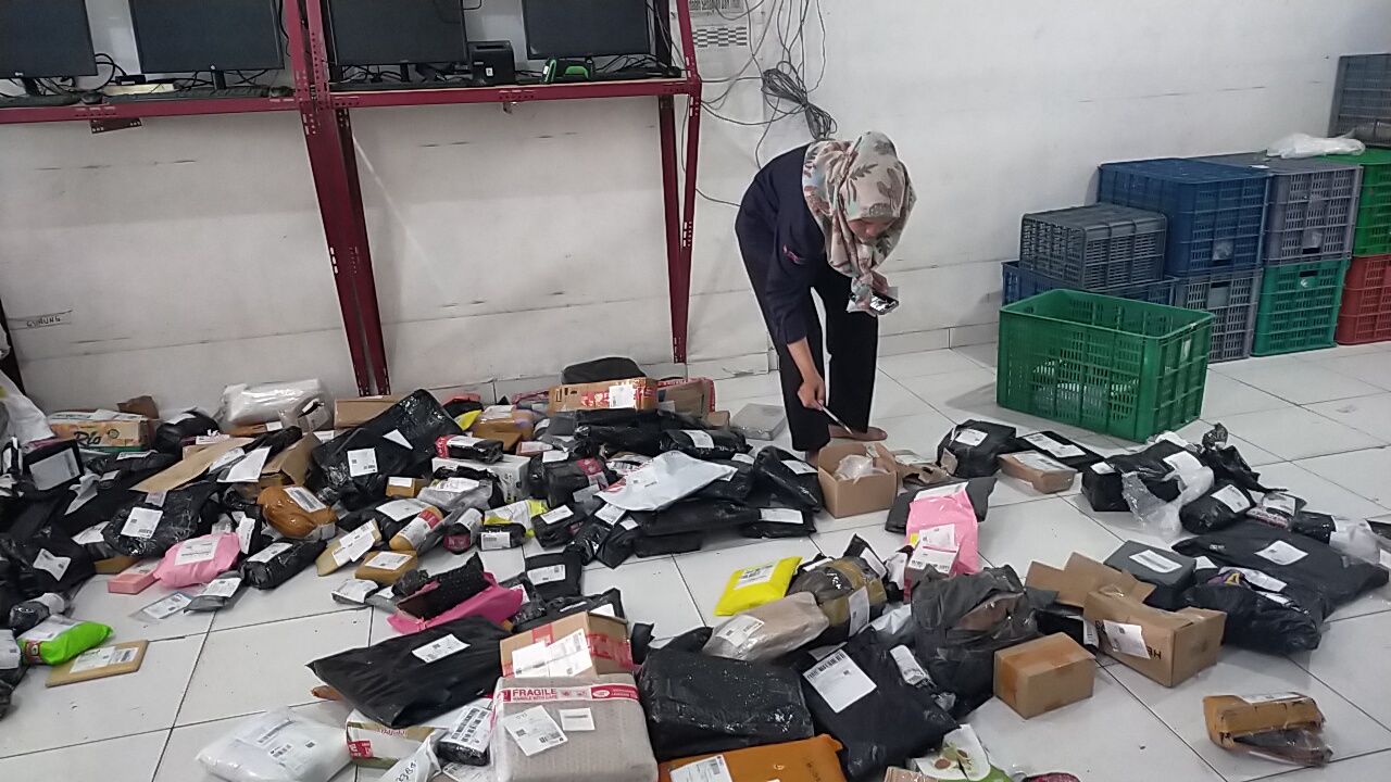 Paket Kiriman Bernilai Tinggi Digondol Maling, SiCepat Express Rangkasbitung Siap Ganti Rugi