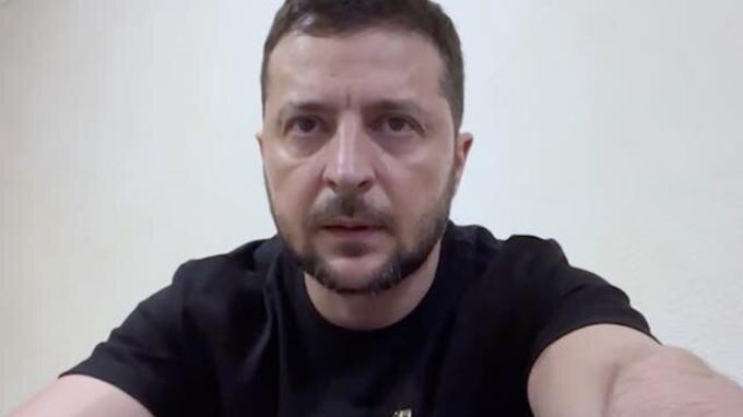 Volodymyr Zelensky Merasa Ukraina Dianaktirikan, AS dan Inggris Dianggap Pilih Bantu Israel