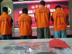 4-tersangka-kasus-pungutan-liar-pungli-program-ptsl-di-cikupa-dihadirkan-di-polresta-tangerang.jpg