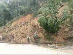 Akses-menuju-wisata-Gunung-Luhur-Citorek-longsor.jpg