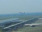 Bandara-Soekarno-Hatta-pesawat.jpg