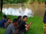Dua-bocah-asal-Desa-Karyasari-Pandeglang-hanyut-di-Sungai-Ciliman-se.jpg