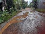 Foto-Kondisi-jalan-rusak-di-Lingkungan-Ciemas-Kelurahan-Sukalaksana-Kecamatan-Curug.jpg