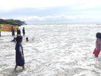 Foto-Pantai-Sambolo-2-pada-Hari-Natal-25-Desember-2024.jpg