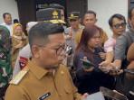 Gubernur-Banten-Andra-Soni-Senin-13102025-Pe.jpg