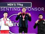 Lifter-asal-Indonesia-Rizki-Juniansyah-tengah.jpg