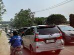 Macet-menuju-pantai-anyer.jpg
