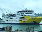 Pelabuhan-Merak-Kapal-Ferry-24.jpg