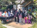 Ratusan-warga-Desa-Margamulya-Kecamatan.jpg