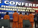 Tersangka-kasus-pembakaran-peternakan-ayam-PT-STS.jpg
