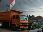 Truk-galian-C-di-Lebak-nekat-la.jpg