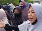 Wali-santri-demo-di-Polda-Banten.jpg