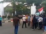 Warga-Desa-Margamulya-Kecamatan-Cileles-Kab.jpg