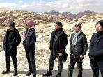 ahmad-dhani-andra-ramadhan-virzha-dewa-19-di-sebuah-perbukitan-di-yordania.jpg