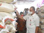 ahmed-zaki-iskandar-di-gudang-beras.jpg
