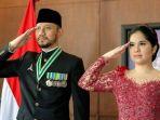 ahy-didampingi-istri-annisa-pohan.jpg