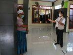 arief-r-wismansyah-meninjau-kesiapan-masjid-pada-psbb-ketiga.jpg