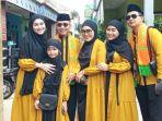 ayu-ting-ting-boyong-keluarga-pergi-umrah.jpg